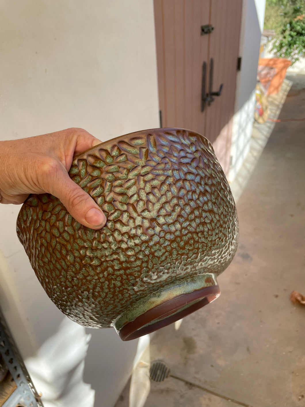 Crosshatched Chiseled Stoneware Bowl